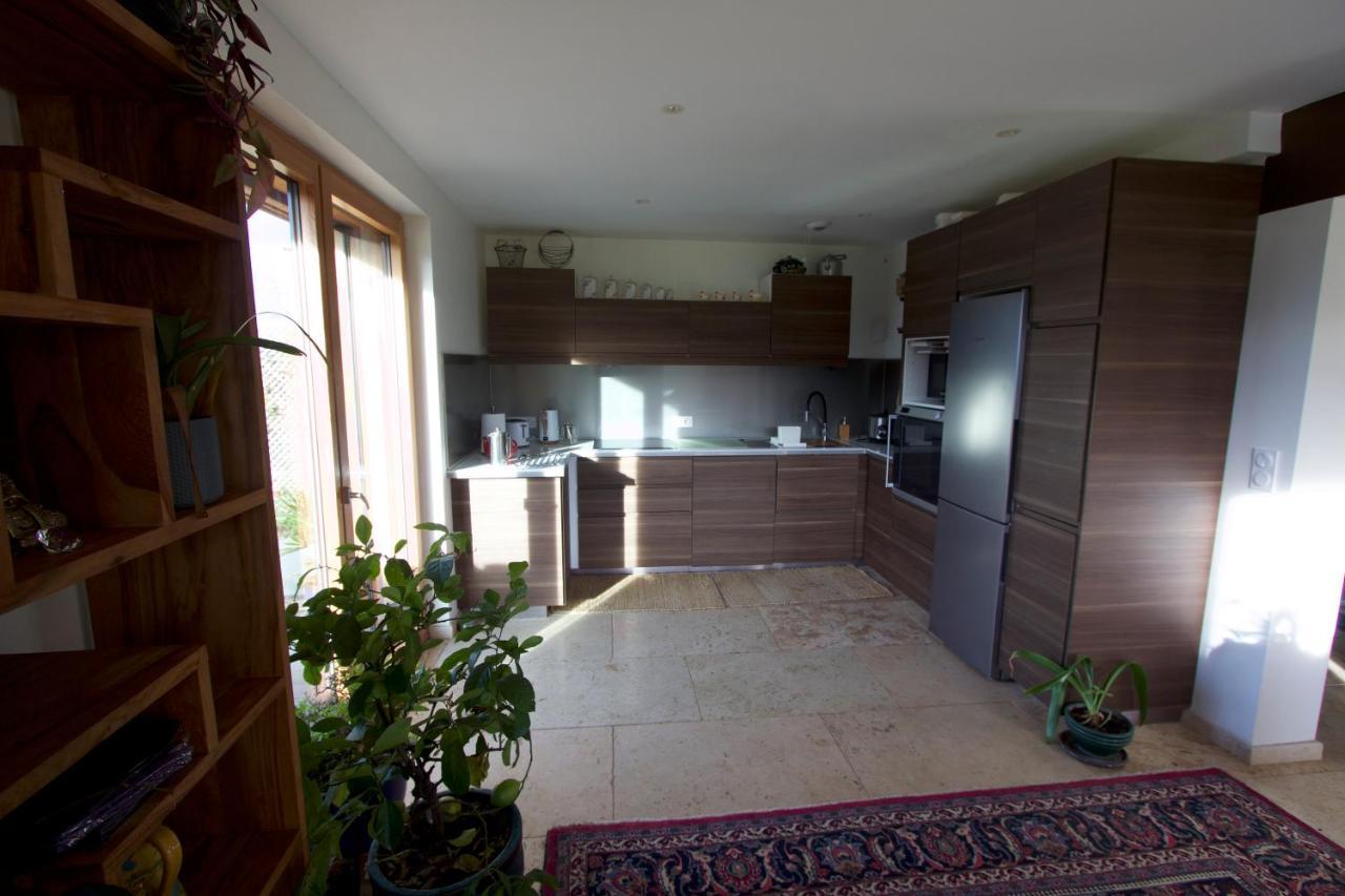 Soukavati Tousbhita Akanishta Keajra Apartment *